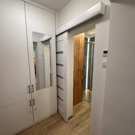 Szczesliwa 13 Апартаменты *